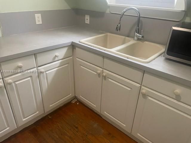 For Sale: $840,000 (0 beds, 0 baths, 1453 Square Feet)
