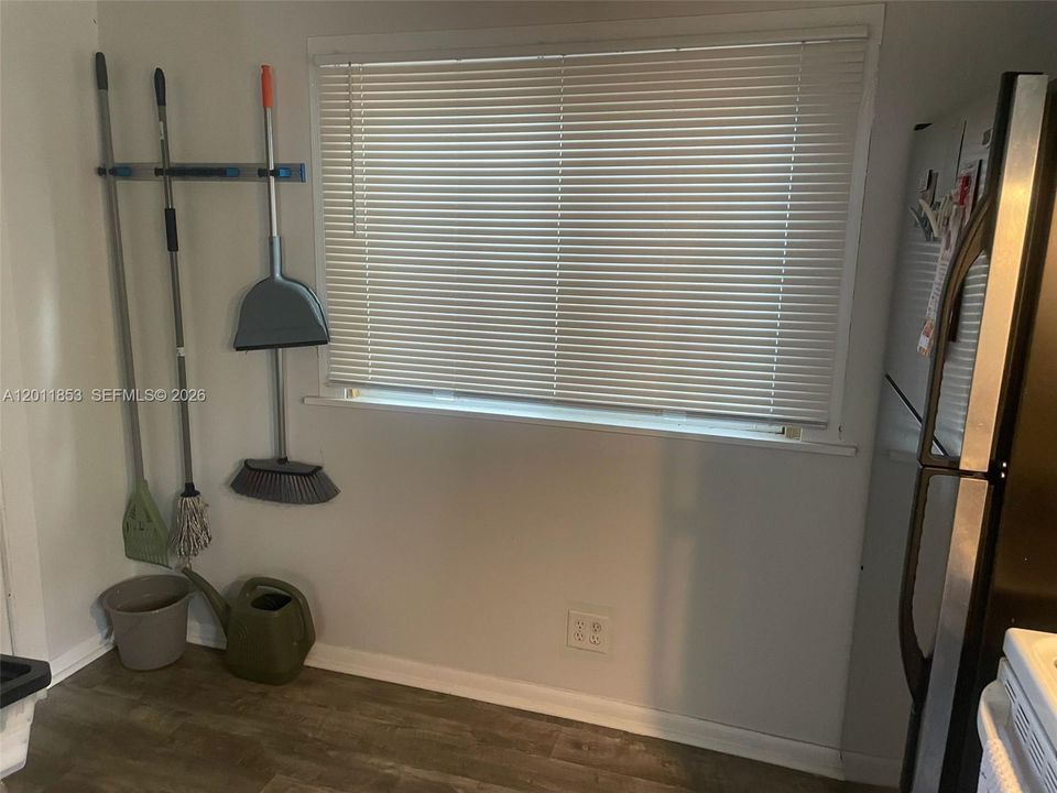 For Sale: $840,000 (0 beds, 0 baths, 1453 Square Feet)