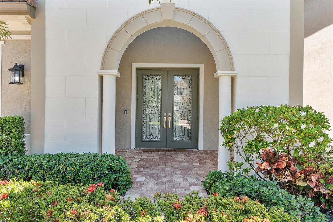 8723 Grand Prix Ln_022
