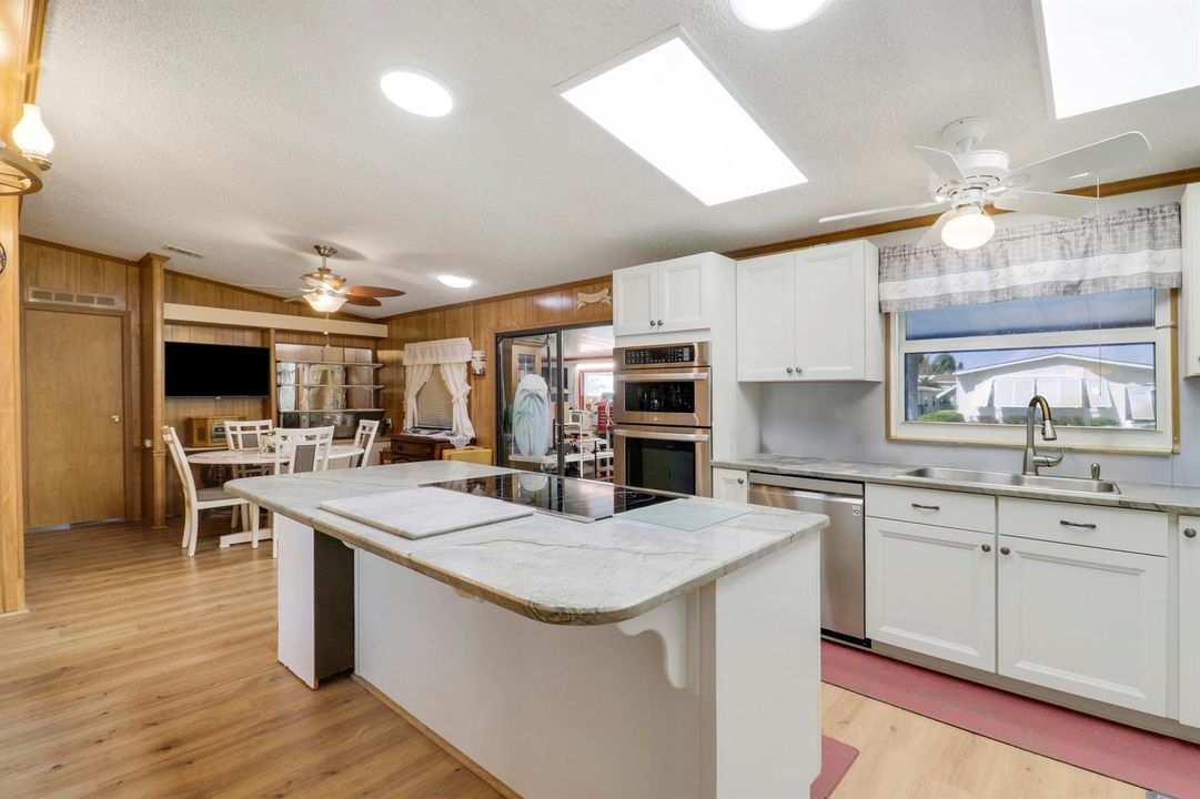 kitchen dinette