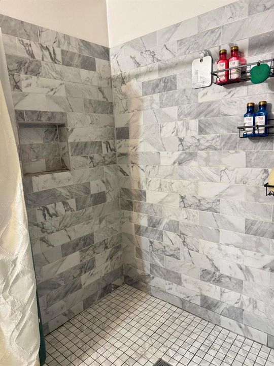 4807 2