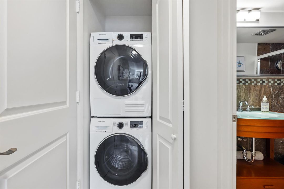 in unit washer dryer