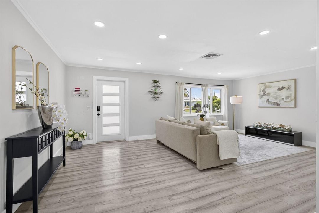 11-web-or-mls-BS1A2089