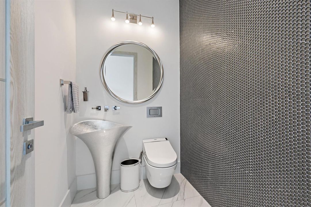 Powder Bath