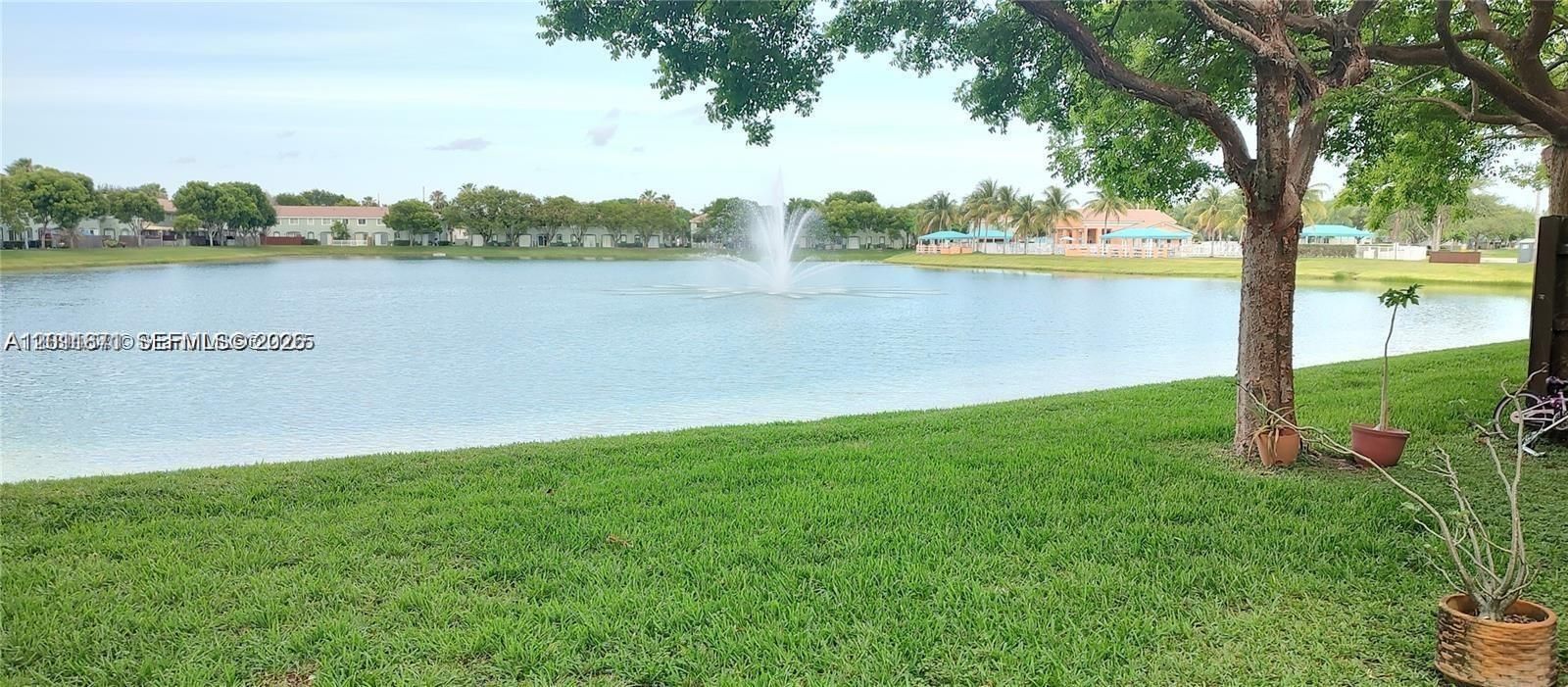 For Rent: $2,000 (3 beds, 3 baths, 1423 Square Feet)