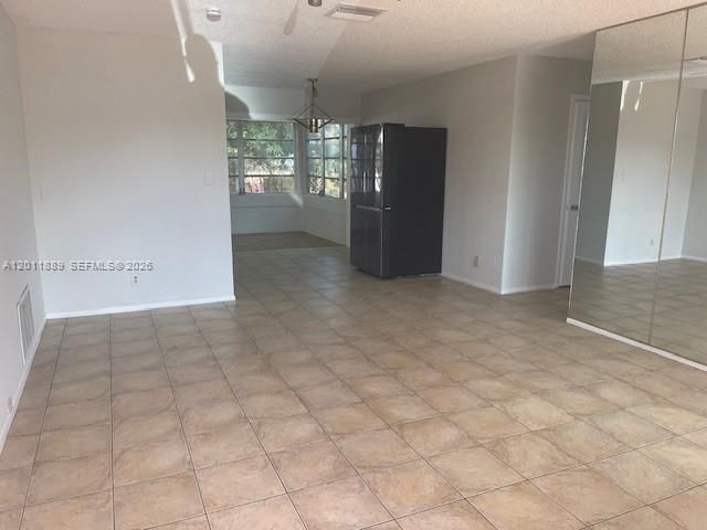 En Venta: $290,000 (2 camas, 2 baños, 1413 Pies cuadrados)
