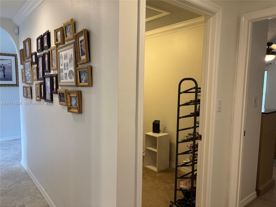 For Sale: $449,000 (3 beds, 2 baths, 2074 Square Feet)