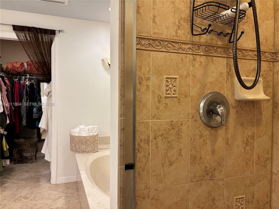 Ceramic tiles