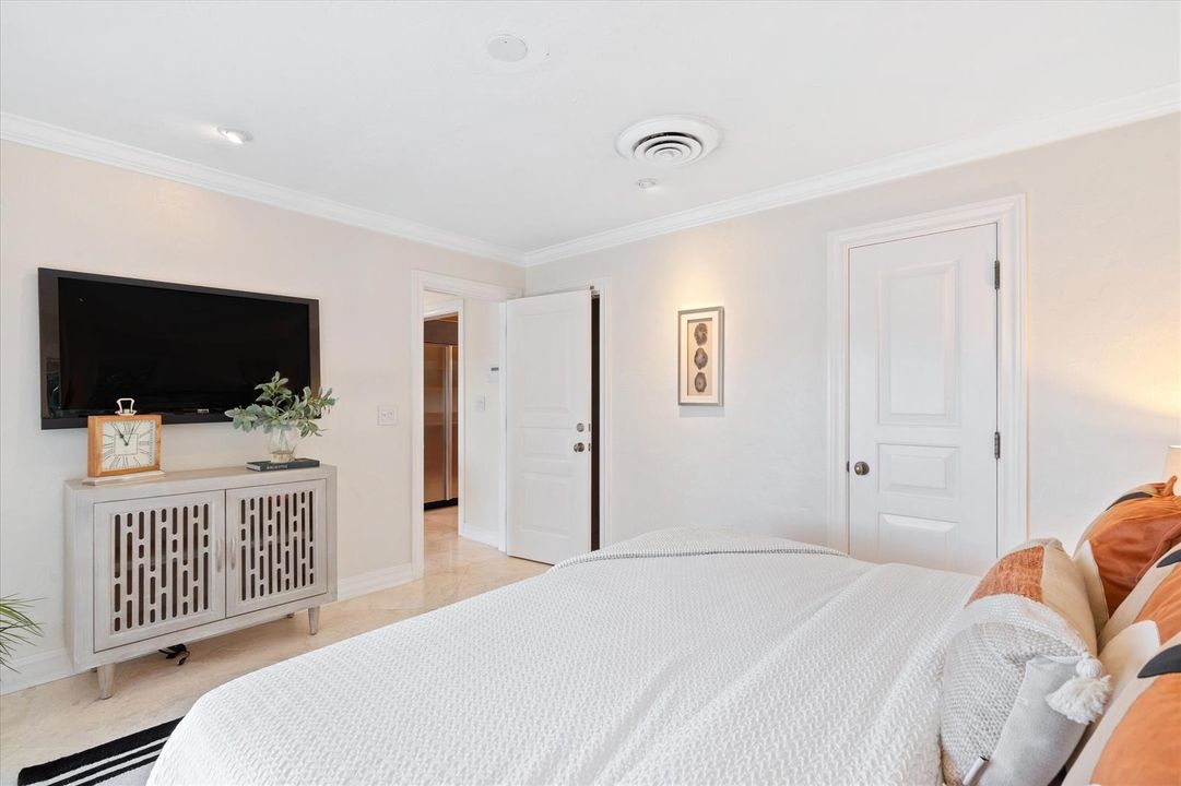 16-2625 NE 12th Ft. Lauderdale, FL-115