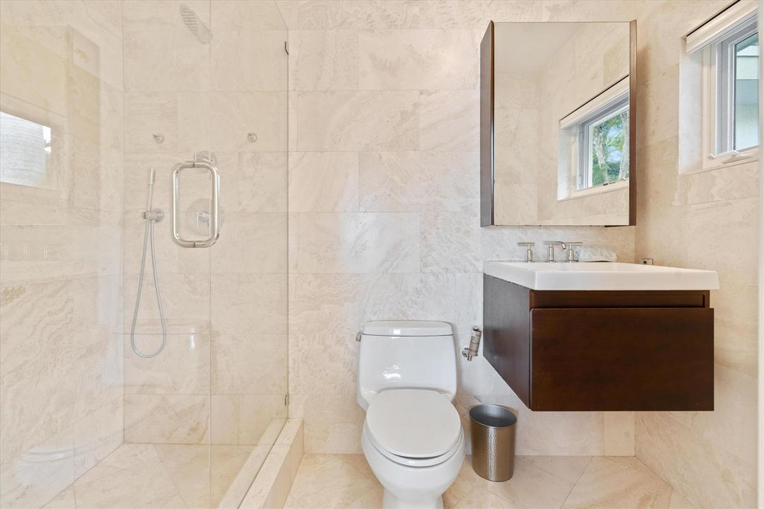 17-2625 NE 12th Ft. Lauderdale, FL-116