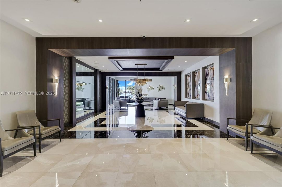 En Venta: $450,000 (2 camas, 2 baños, 1132 Pies cuadrados)