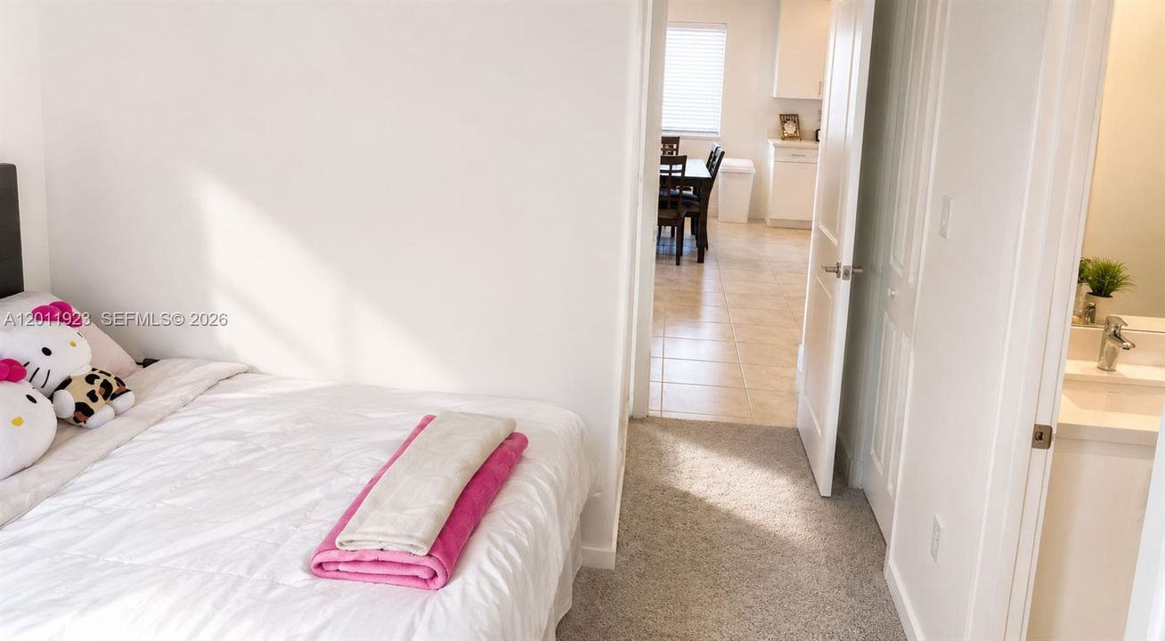 В аренду: $3,225 (4 спален, 3 ванн, 0 Квадратных фут)