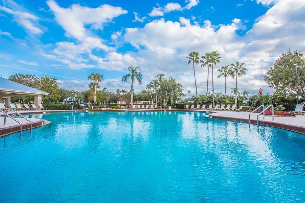 15d community pool