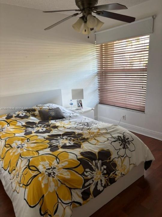 En Renta: $3,000 (3 camas, 2 baños, 1340 Pies cuadrados)