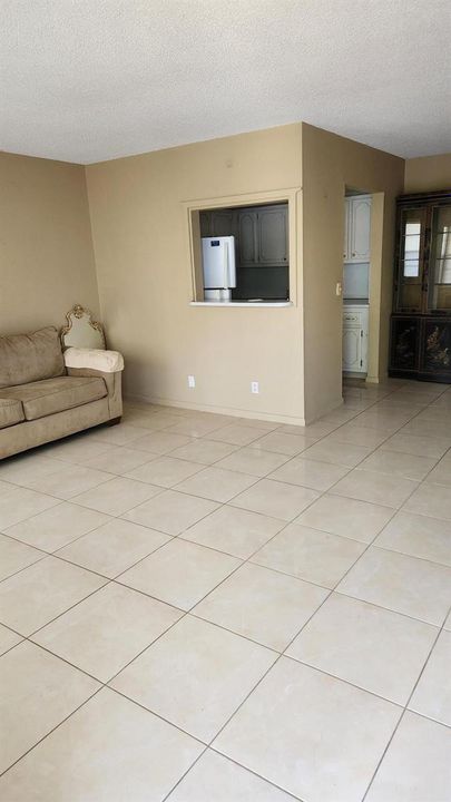 Living Room Tile Floors