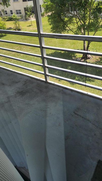 Screened Patio overlooking green area