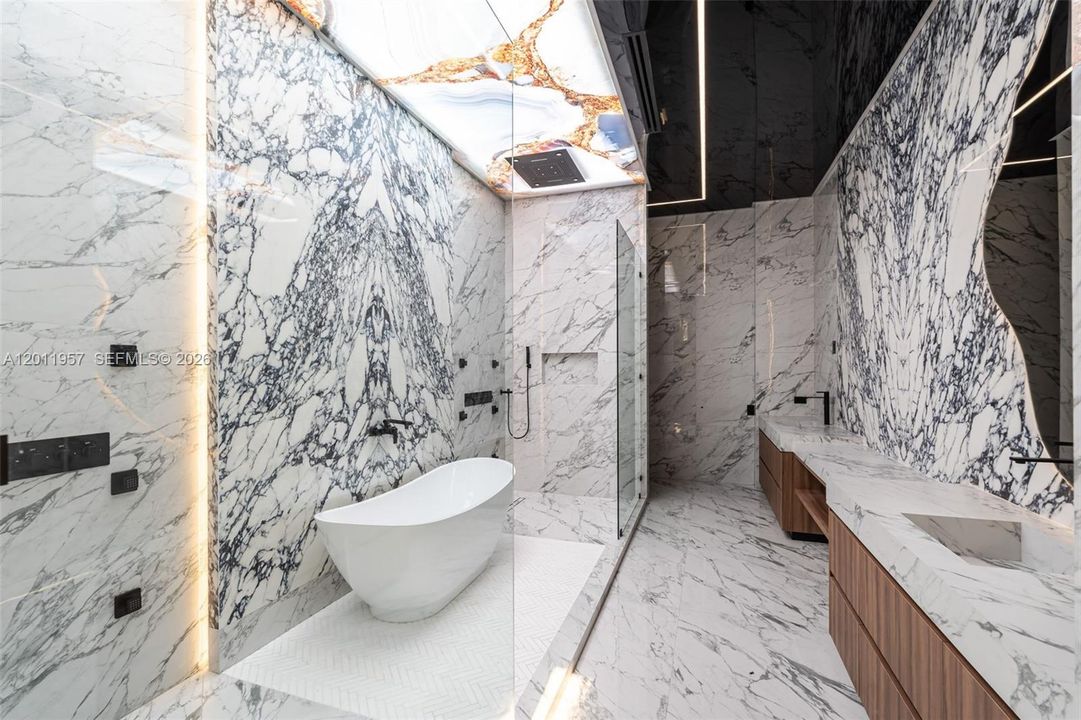 En Venta: $13,200,000 (7 camas, 9 baños, 0 Pies cuadrados)