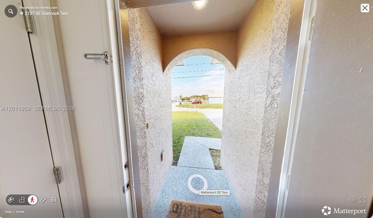 For Rent: $2,300 (3 beds, 2 baths, 1827 Square Feet)