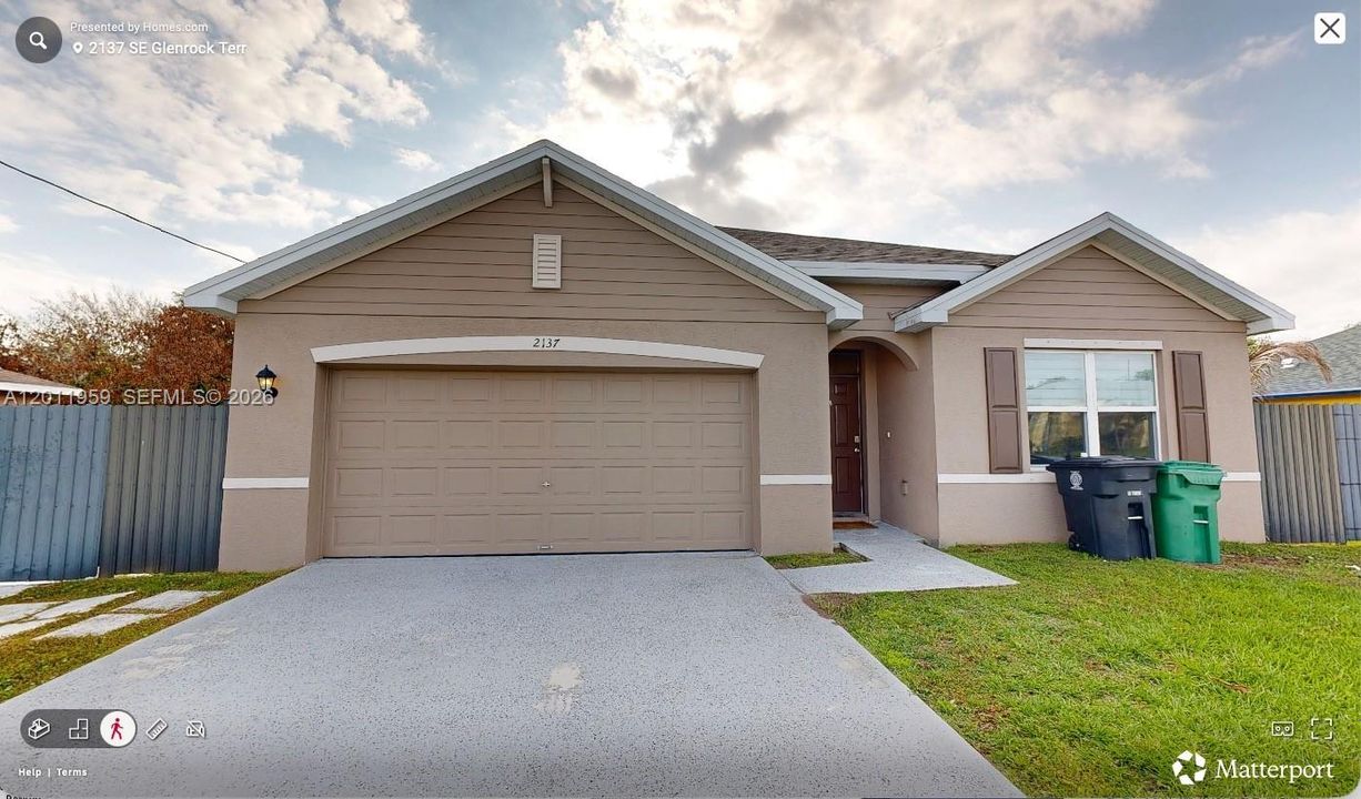 For Rent: $2,300 (3 beds, 2 baths, 1827 Square Feet)
