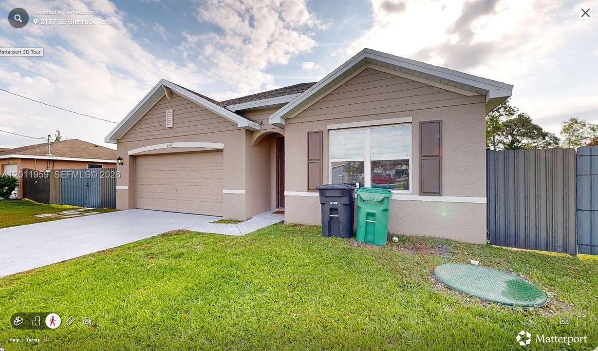 For Rent: $2,300 (3 beds, 2 baths, 1827 Square Feet)