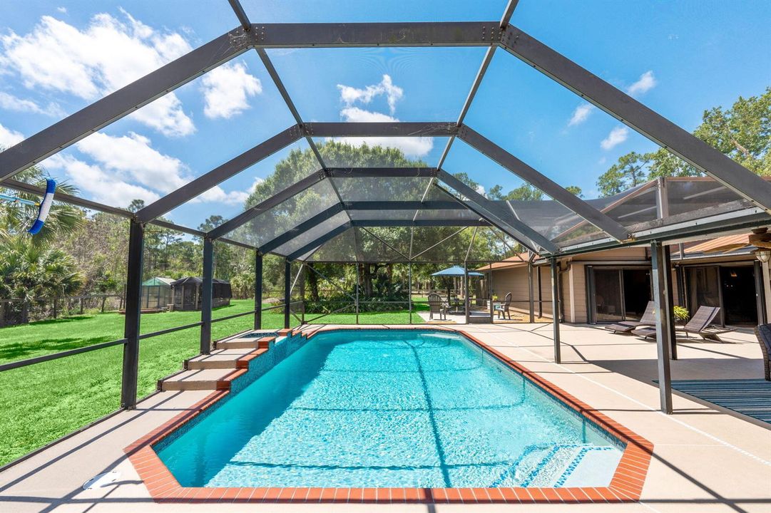 51-web-or-mls-A7405209