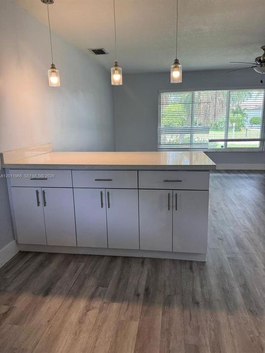 Active With Contract: $498,000 (3 beds, 2 baths, 1227 Square Feet)