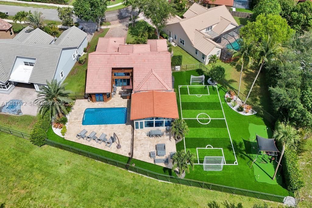 На продажу: $2,250,000 (4 спален, 3 ванн, 3419 Квадратных фут)