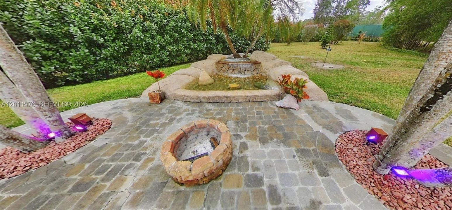 На продажу: $1,395,000 (3 спален, 2 ванн, 2489 Квадратных фут)