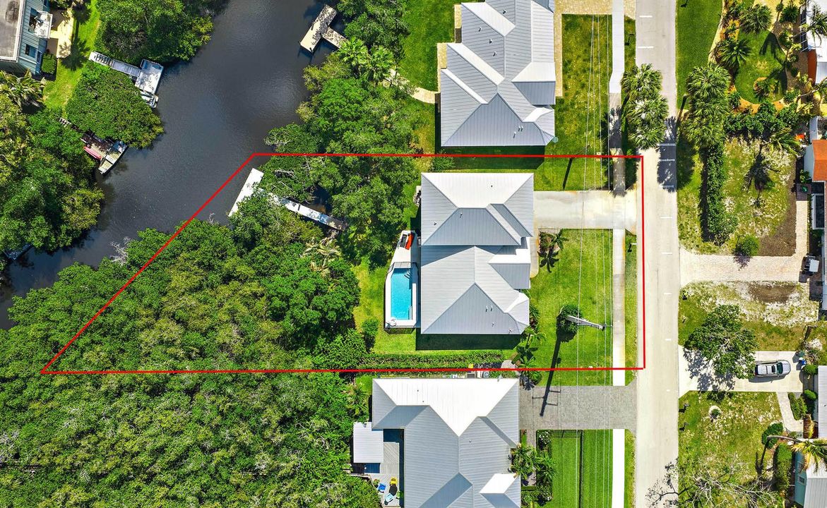MLS - 228 SW Indian Grove Drive -4