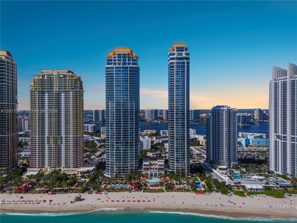 For Sale: $7,200,000 (4 beds, 5 baths, 2987 Square Feet)