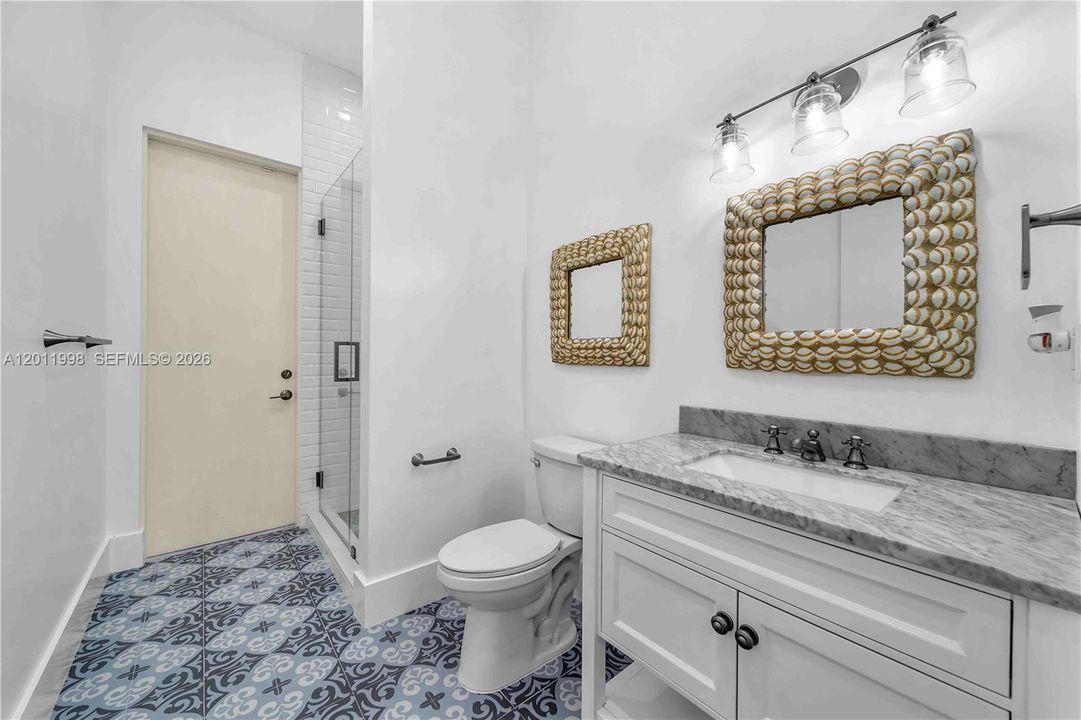 Recently Sold: $2,200,000 (4 beds, 5 baths, 3567 Square Feet)