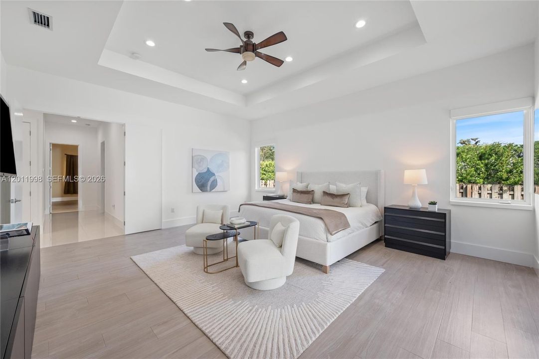 Recently Sold: $2,200,000 (4 beds, 5 baths, 3567 Square Feet)