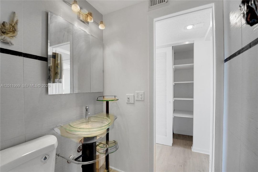 En Venta: $150,000 (2 camas, 1 baños, 650 Pies cuadrados)