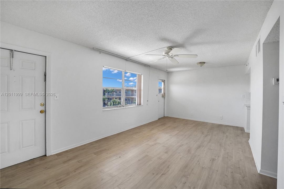 En Venta: $150,000 (2 camas, 1 baños, 650 Pies cuadrados)