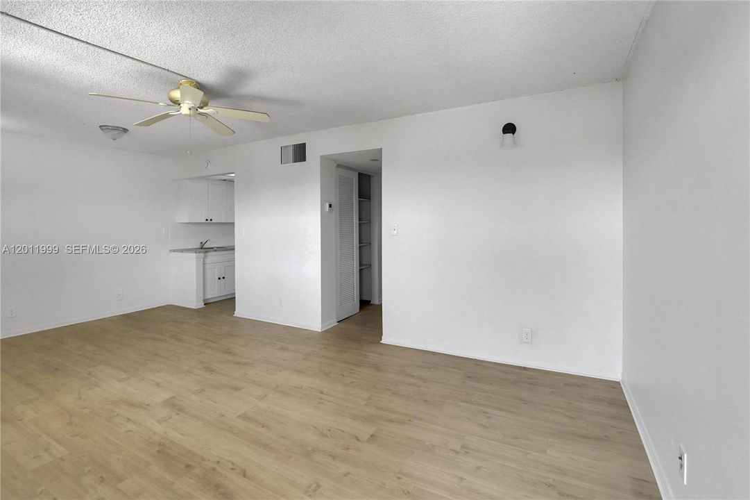En Venta: $150,000 (2 camas, 1 baños, 650 Pies cuadrados)