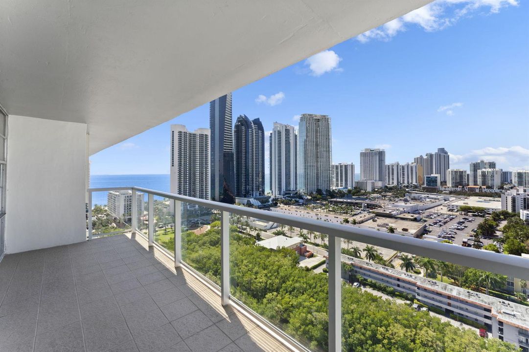 12-web-or-mls-230-174th-st-2402