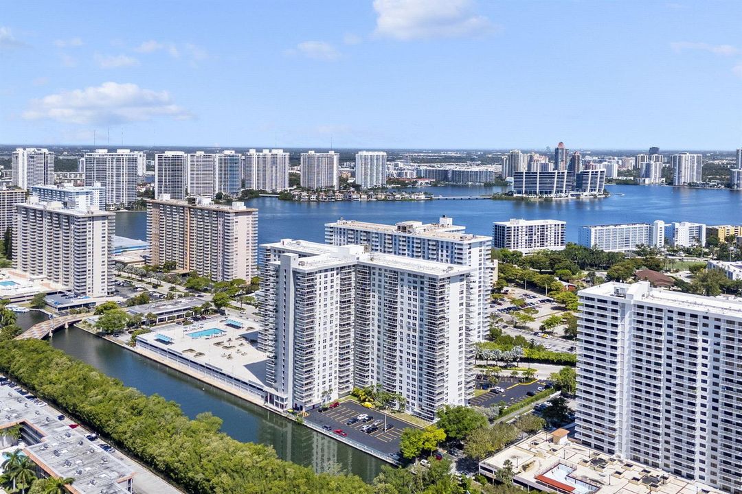 39-web-or-mls-230-174th-st-2402