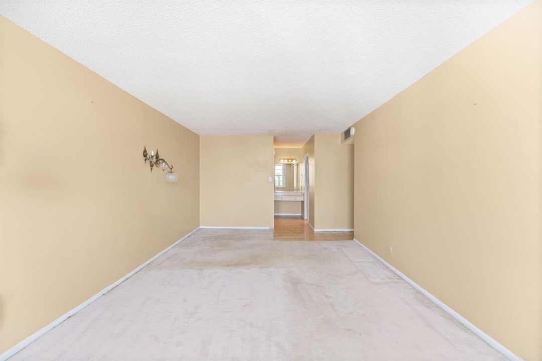 19-web-or-mls-230-174th-st-2402