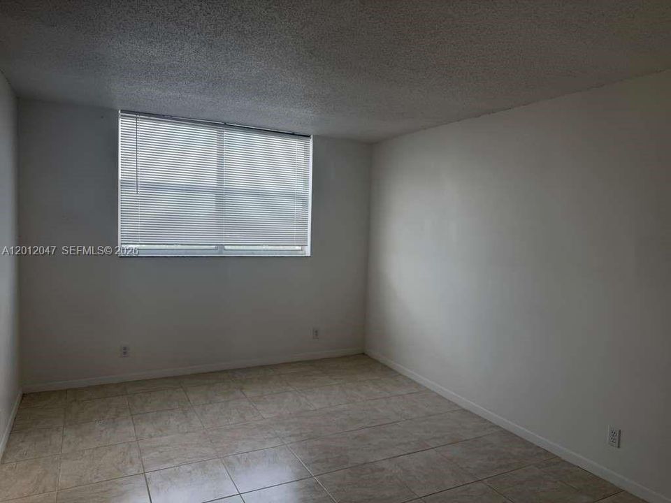 En Renta: $1,550 (1 camas, 1 baños, 704 Pies cuadrados)