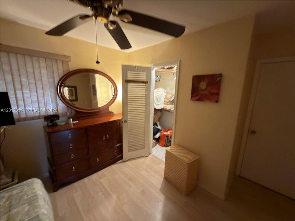 En Venta: $250,000 (2 camas, 1 baños, 1002 Pies cuadrados)