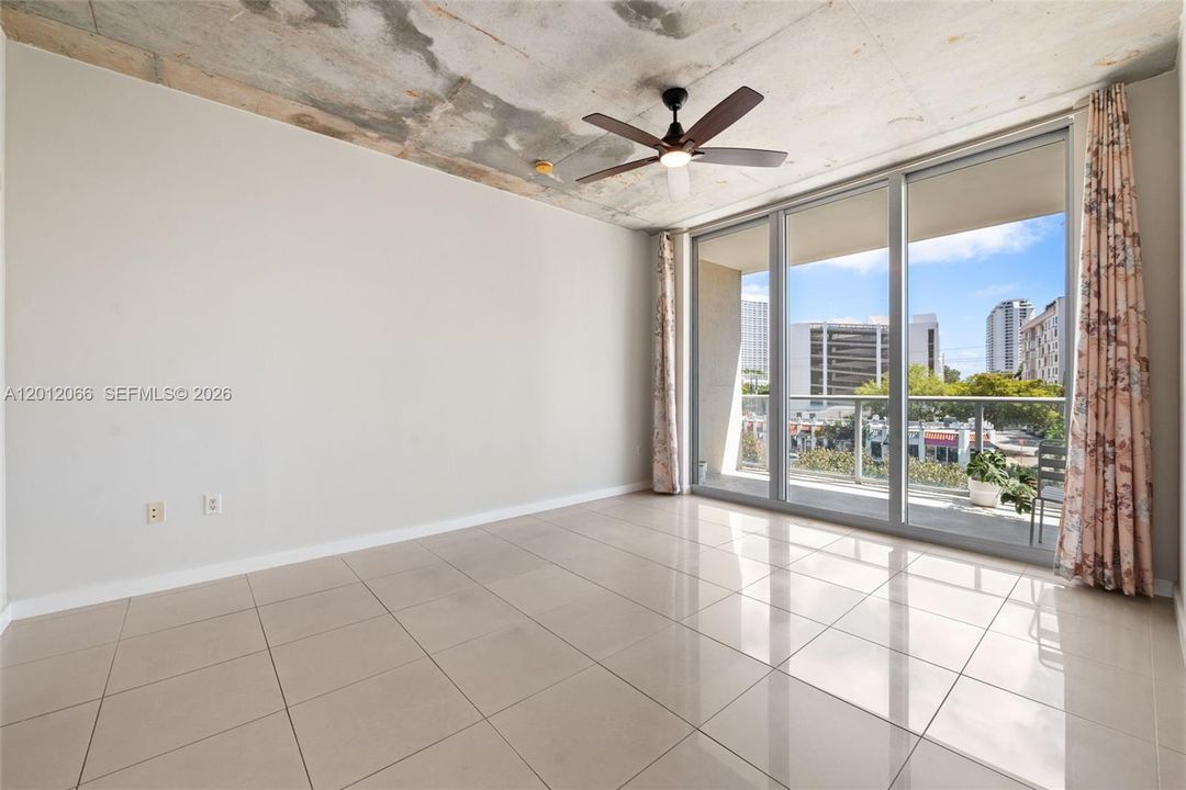 For Sale: $662,000 (2 beds, 2 baths, 1088 Square Feet)