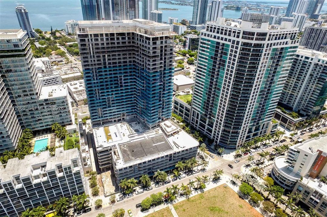 For Sale: $662,000 (2 beds, 2 baths, 1088 Square Feet)