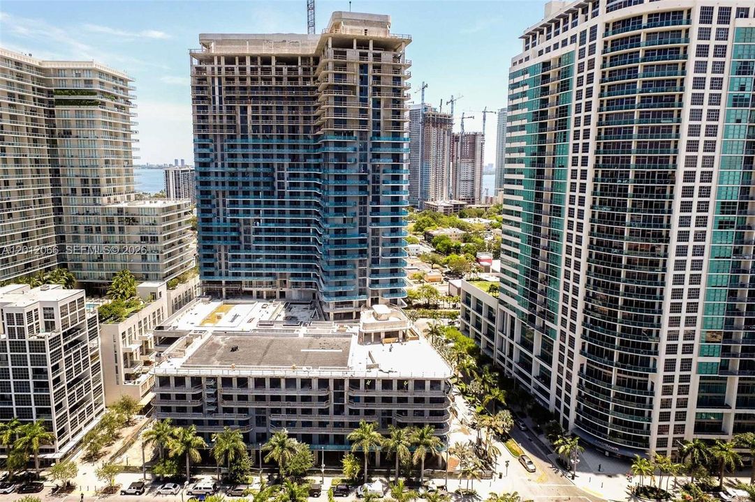 For Sale: $662,000 (2 beds, 2 baths, 1088 Square Feet)