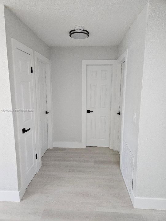Activo con contrato: $389,900 (3 camas, 2 baños, 1446 Pies cuadrados)