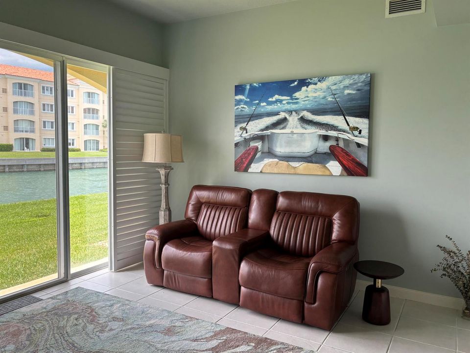 Fla Room