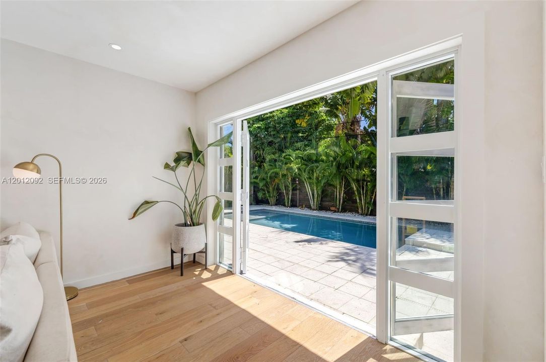 En Venta: $1,250,000 (2 camas, 2 baños, 1053 Pies cuadrados)