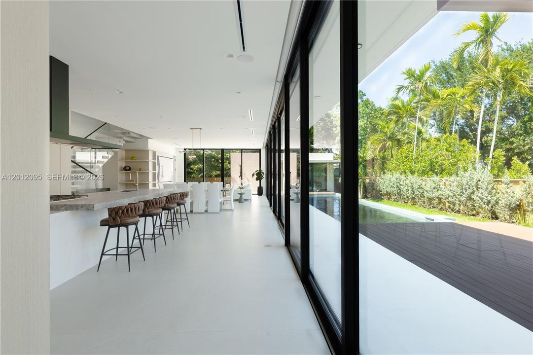 For Sale: $5,300,000 (6 beds, 5 baths, 4237 Square Feet)