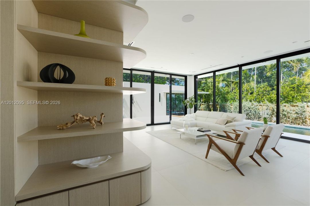 For Sale: $5,300,000 (6 beds, 5 baths, 4237 Square Feet)