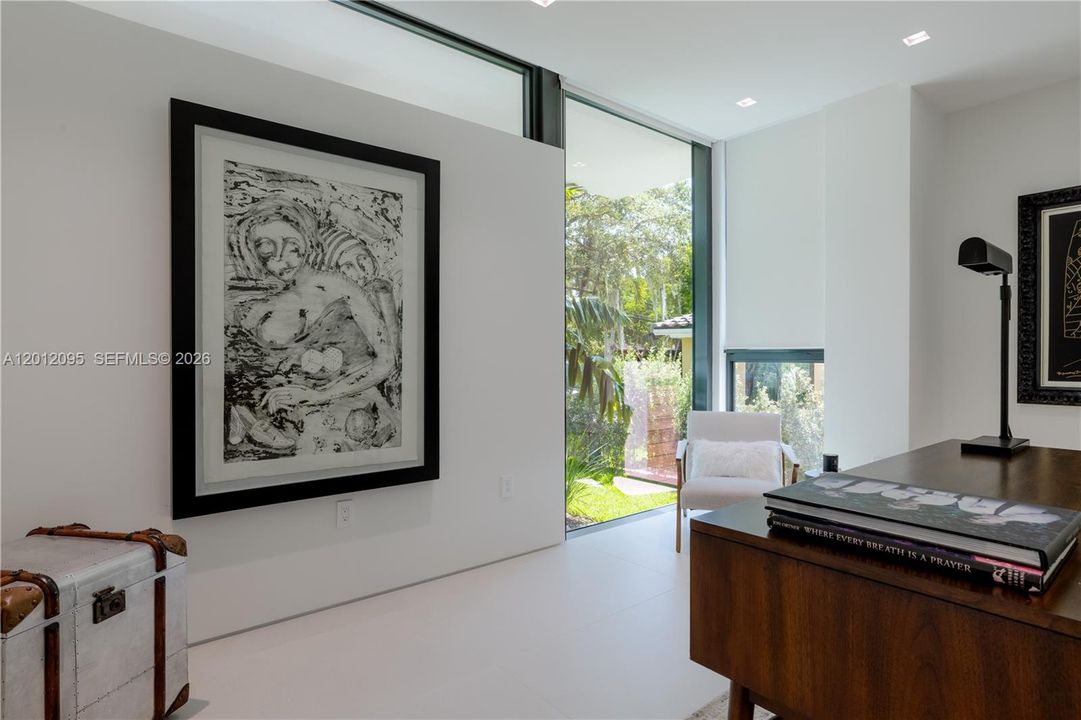 For Sale: $5,300,000 (6 beds, 5 baths, 4237 Square Feet)