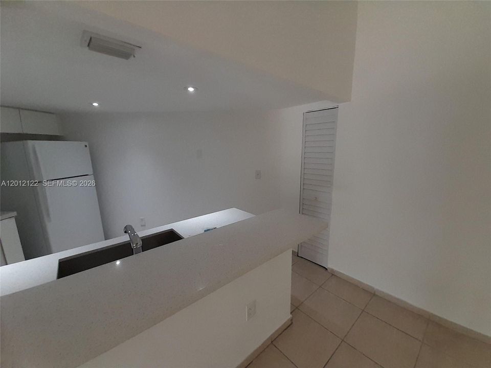 В аренду: $2,500 (2 спален, 2 ванн, 1000 Квадратных фут)